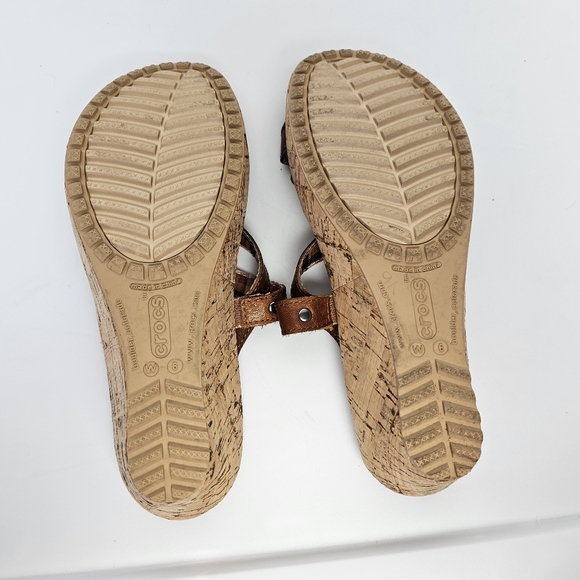 Crocs Aleigh Brown Leather Strappy Cork Platform Wedge Slip On Sandals sz 6W - Picture 9 of 11